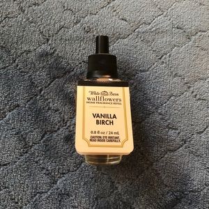 Bath & Body Works Wallflower Refill- Vanilla Birch